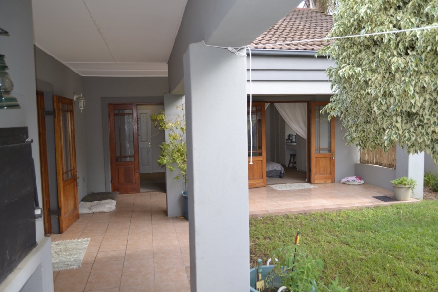 To Let 3 Bedroom Property for Rent in Heritage Park Western Cape
